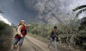 volcan en indonesia